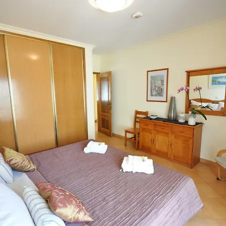 Апартаменты Apartment, Swimming Pool, Fully Equipped